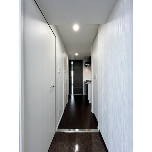 グランドロアール南巽の物件内観写真