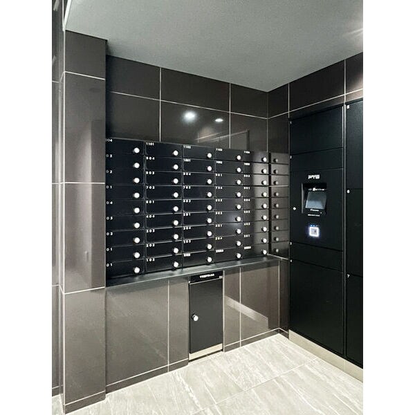 グランドロアール南巽の物件内観写真