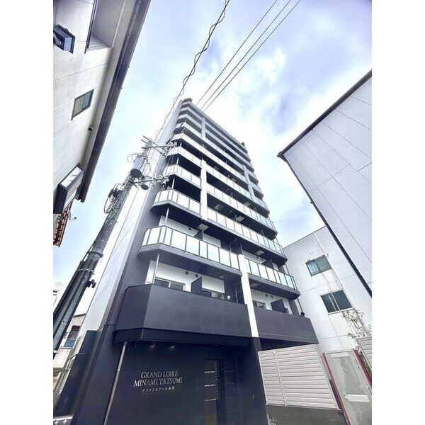 グランドロアール南巽の物件外観写真