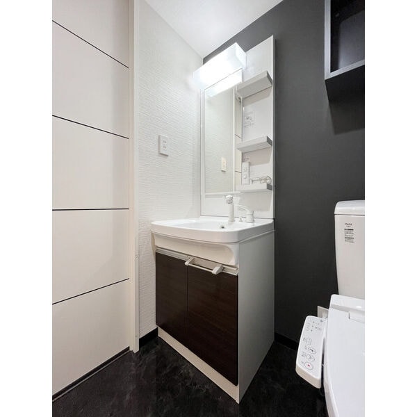 グランドロアール南巽の物件内観写真