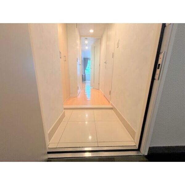 アパートメンツ江坂の物件内観写真