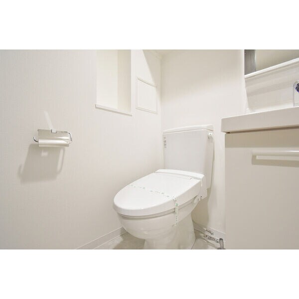 アーデンタワー本町イーストの物件内観写真