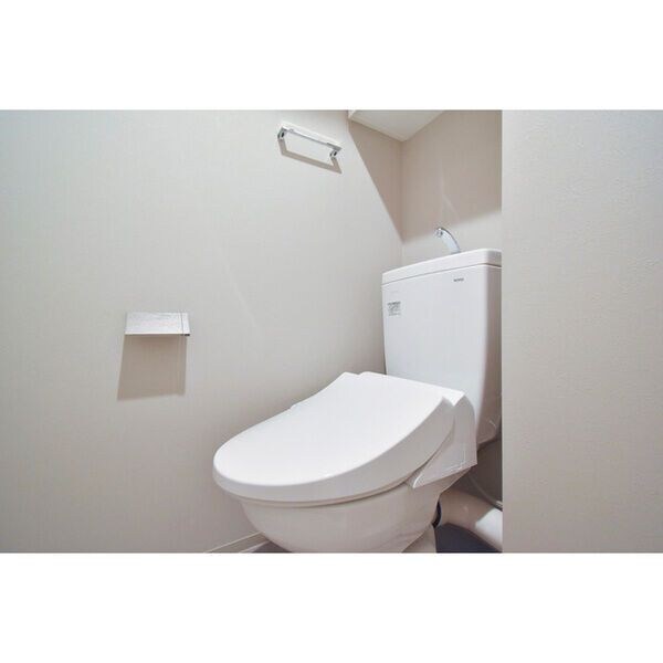 TOPAZ江坂の物件内観写真