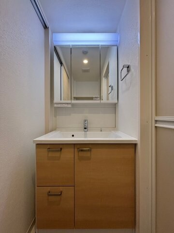 Alivis北梅田の物件内観写真