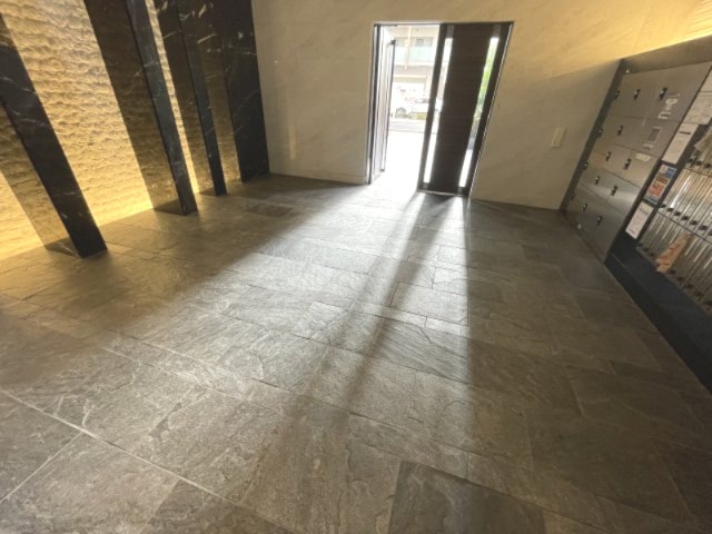 S-RESIDENCE江坂の物件外観写真