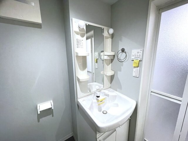 レジュール・ウールの物件内観写真