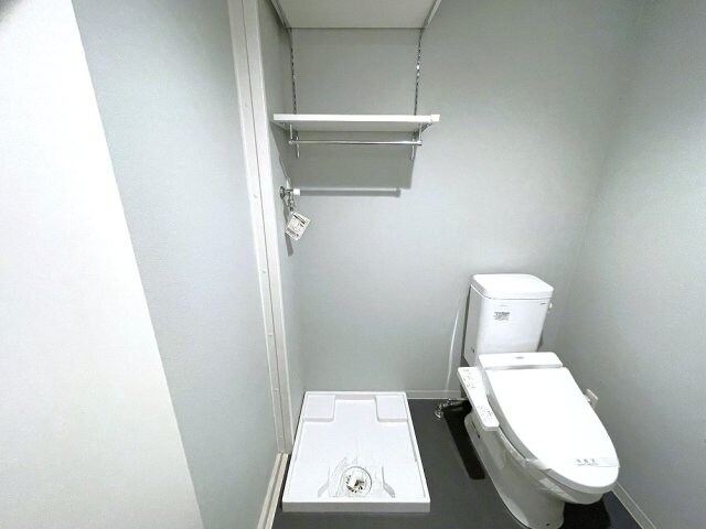 レジュール・ウールの物件内観写真