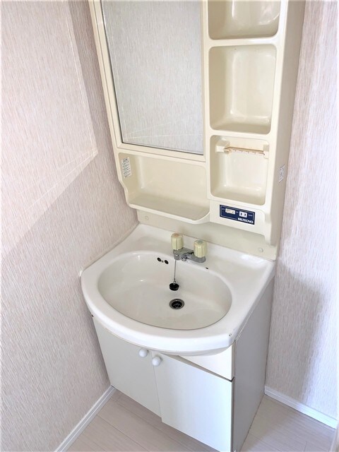 鷹取駅 徒歩5分 2階の物件内観写真