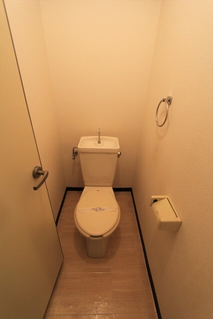 グリーンハイツ妙法寺　B棟の物件内観写真