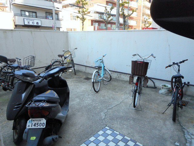 須磨海浜公園駅 徒歩5分 3階の物件外観写真