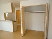 サニー離宮前の物件内観写真