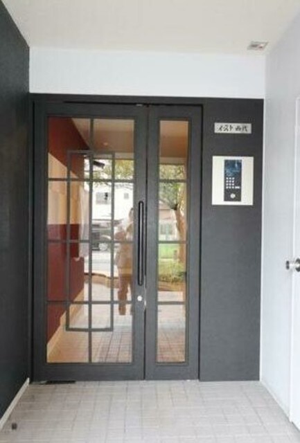 イースト西代の物件外観写真