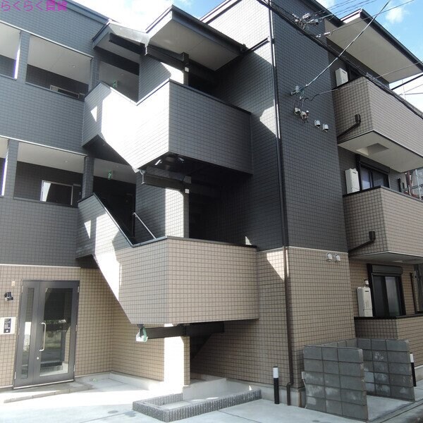 武庫川駅 徒歩3分 1階の物件外観写真