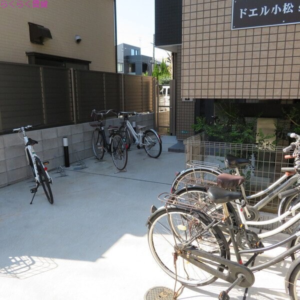 武庫川駅 徒歩3分 1階の物件外観写真