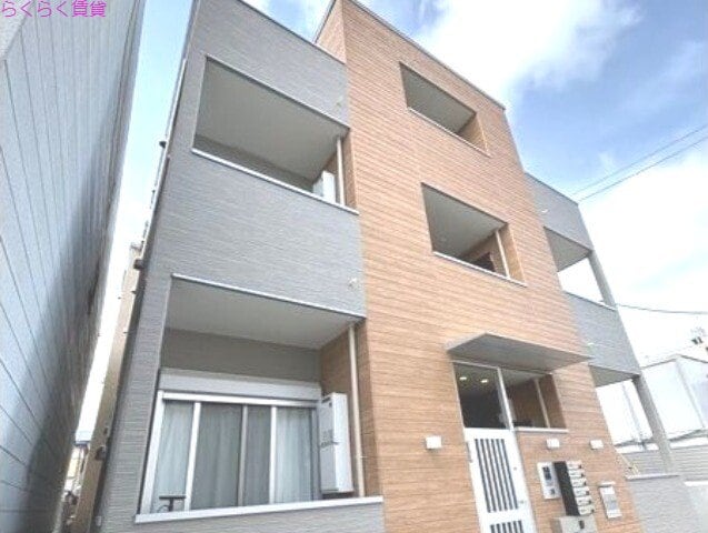 伏見稲荷駅 徒歩4分の物件外観写真