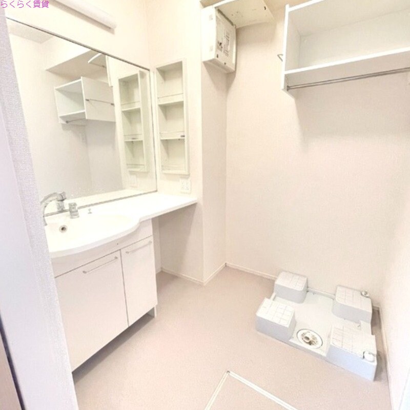 岡町駅 徒歩3分 2階の物件内観写真