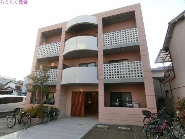 大阪府寝屋川市初町の物件外観写真