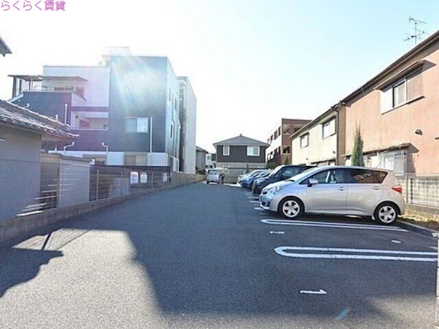 ウエスタンリバー香里の物件外観写真