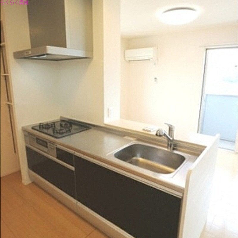 ウエスタンリバー香里の物件内観写真