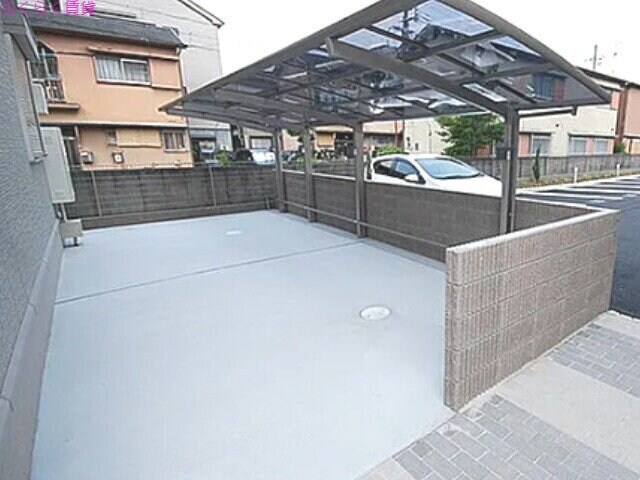 ウエスタンリバー香里の物件外観写真