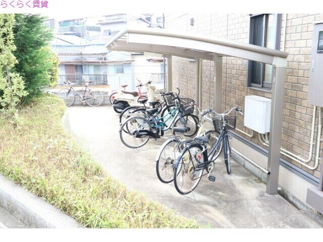 エストコリーヌ Ⅰ番館の物件外観写真