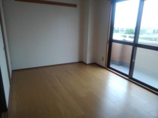 サンモール金剛の物件内観写真