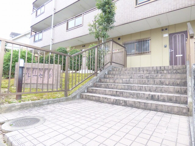 アレーゼＦの物件内観写真