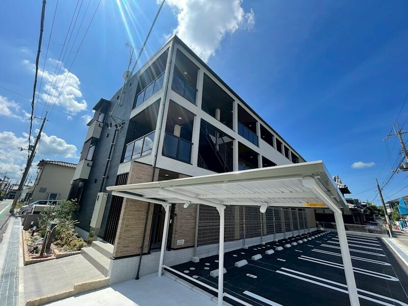 メゾンルミネ若松の物件外観写真