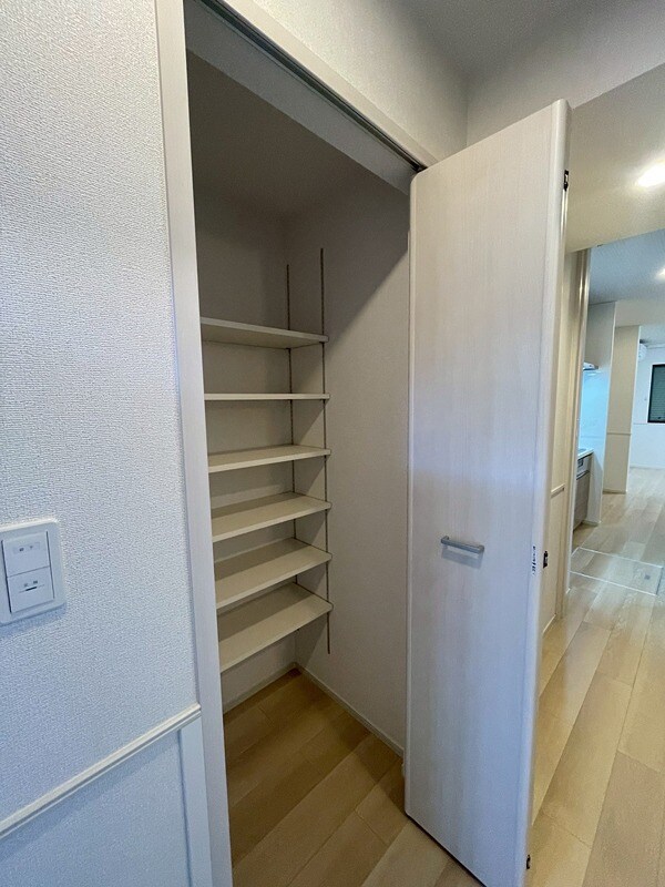 メゾンルミネ若松の物件内観写真