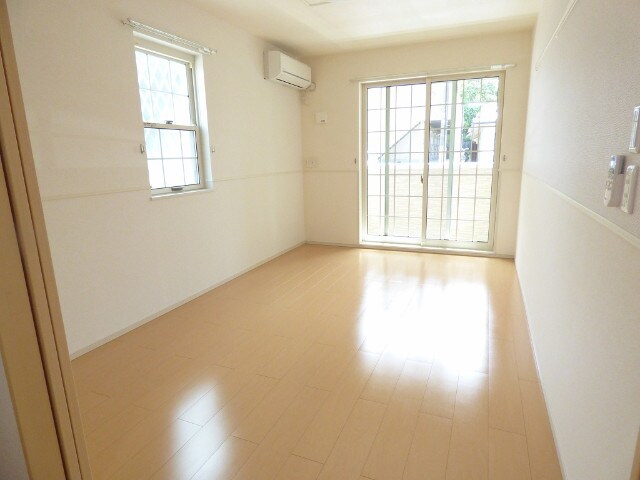 カルム エレガンスの物件内観写真