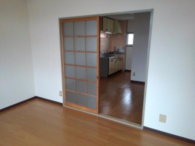 サンクレール・ヒラタＢの物件内観写真