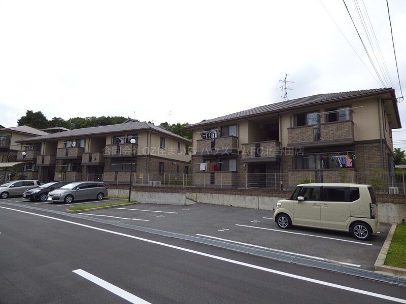 プランドールソフィアA棟の物件外観写真