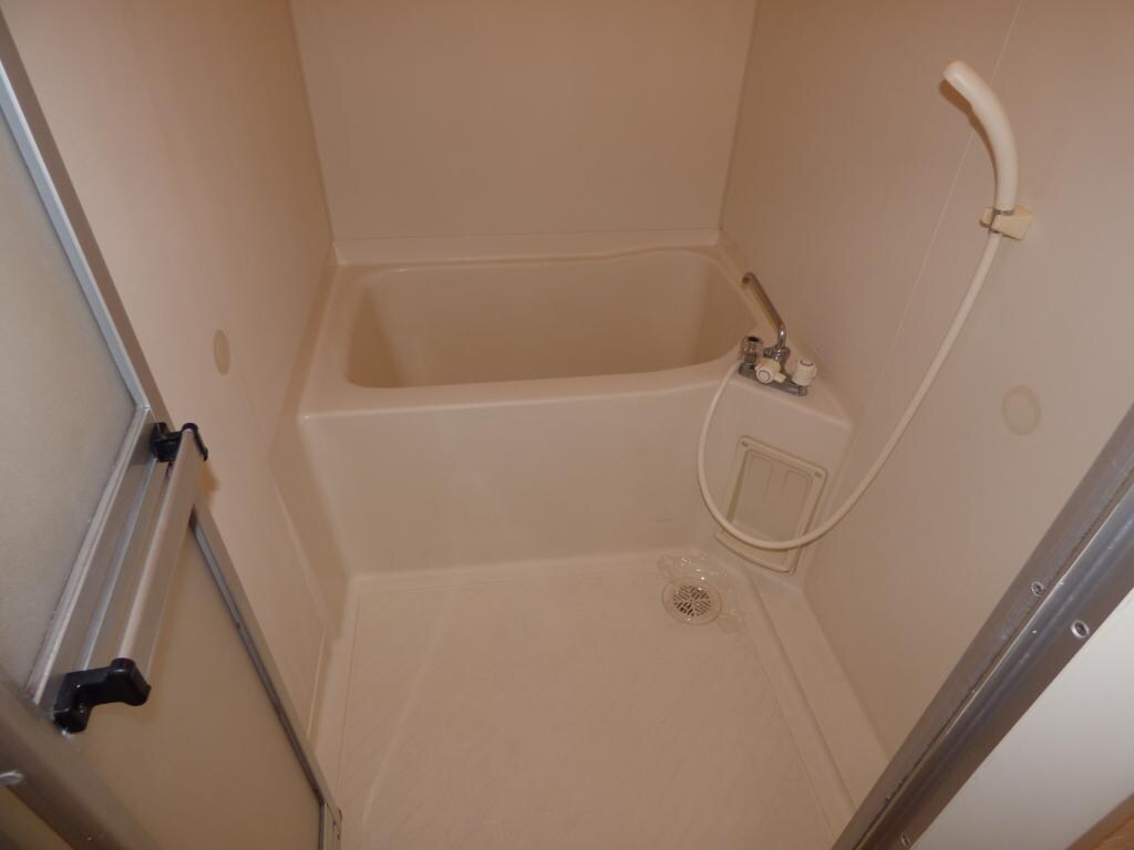 ドミール仲谷１号館の物件内観写真