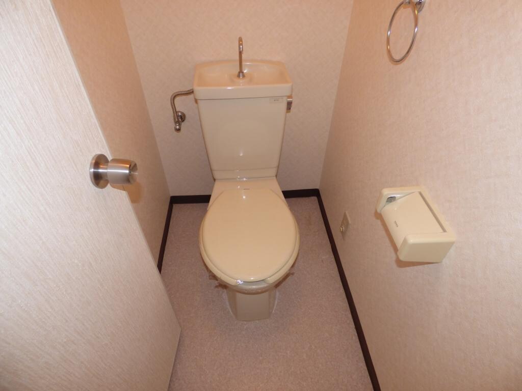 ドミール仲谷１号館の物件内観写真