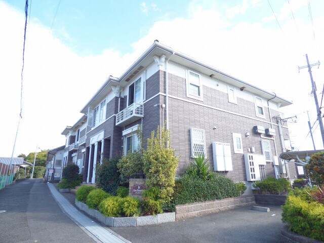 ネオ　プロヴィデンスの物件外観写真