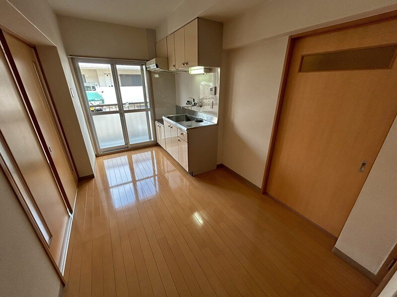 マンションサンライズ壱番館の物件内観写真