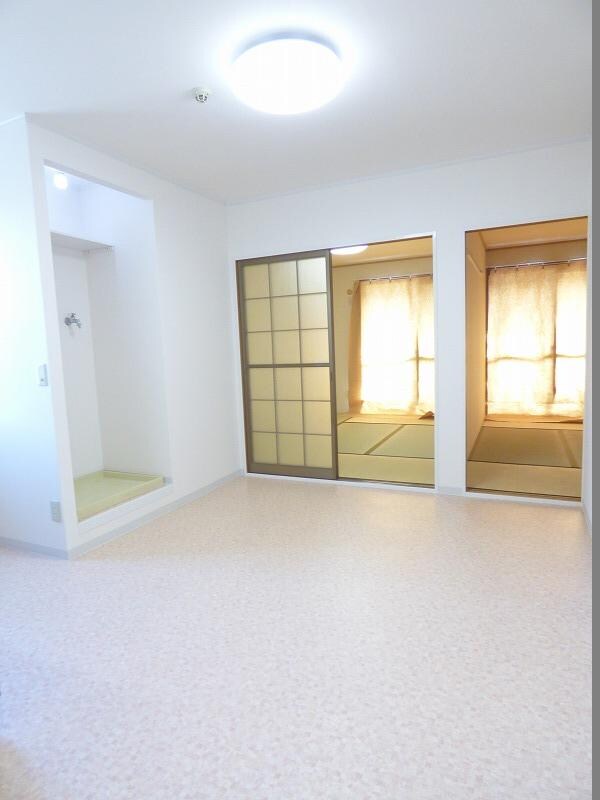 サントス泉ヶ丘の物件内観写真