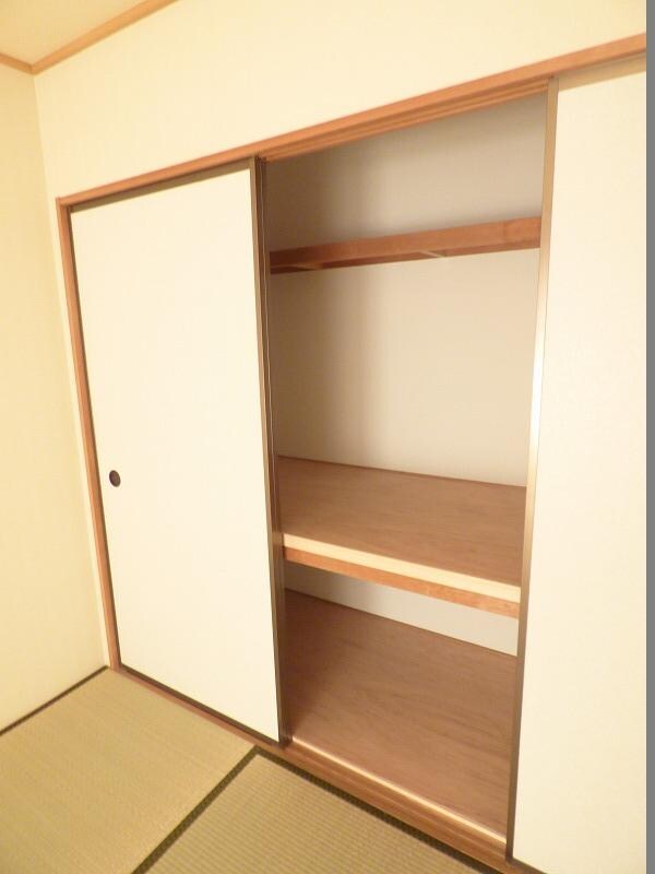 サントス泉ヶ丘の物件内観写真