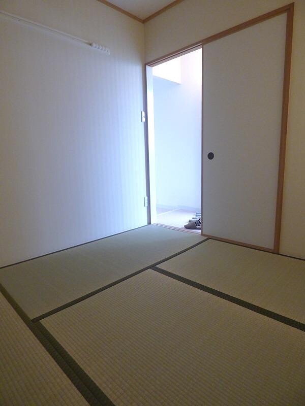 サントス泉ヶ丘の物件内観写真