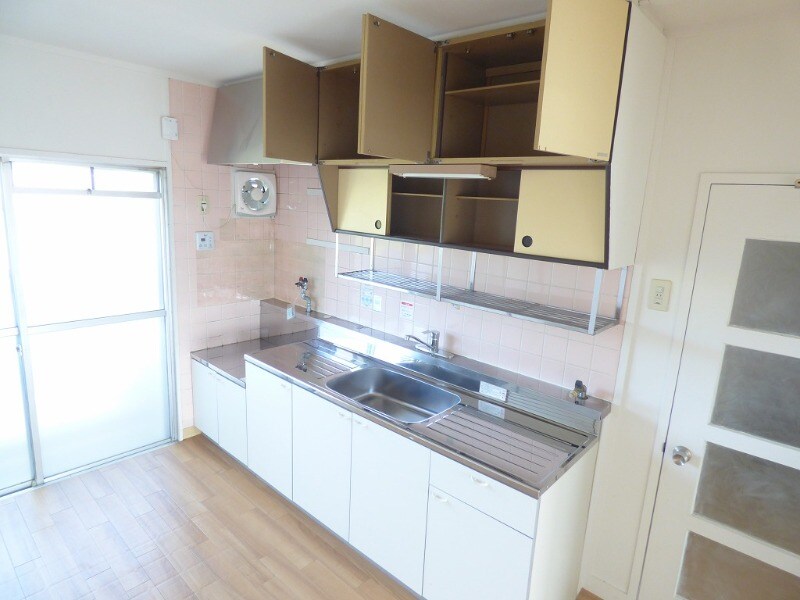 ヴィラナリー狭山6号棟の物件内観写真