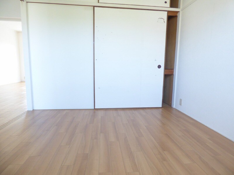 ヴィラナリー狭山6号棟の物件内観写真