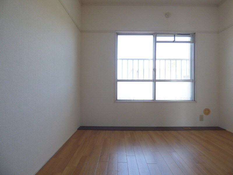 ヴィラナリー狭山6号棟の物件内観写真