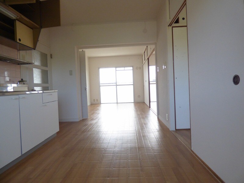 ヴィラナリー狭山6号棟の物件内観写真