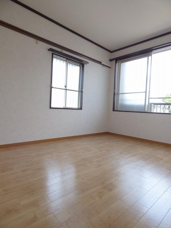 サンハイツ西井IIの物件内観写真