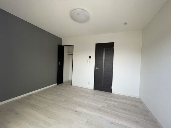 ジーメゾン初芝アマーレの物件内観写真