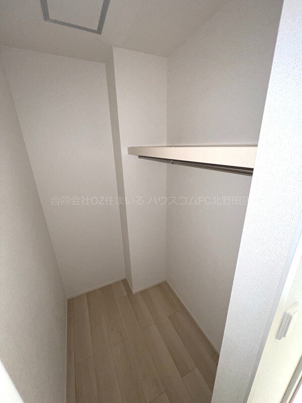 エレガント　オハナの物件内観写真