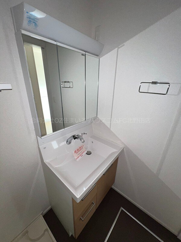 エレガント　オハナの物件内観写真