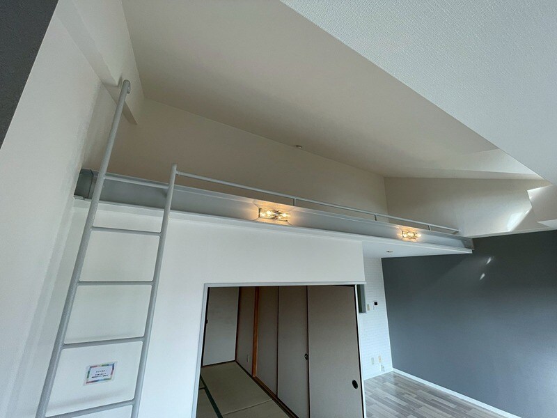 アデューウエダの物件内観写真