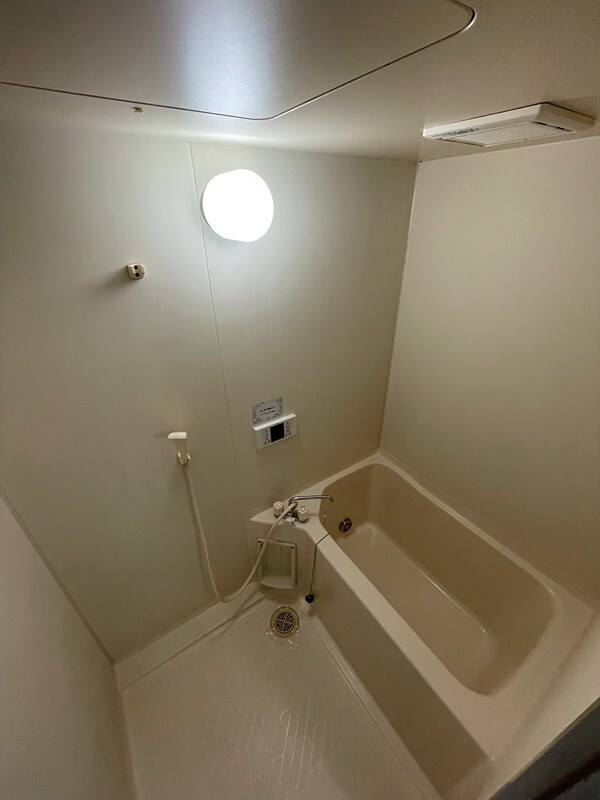 アデューウエダの物件内観写真