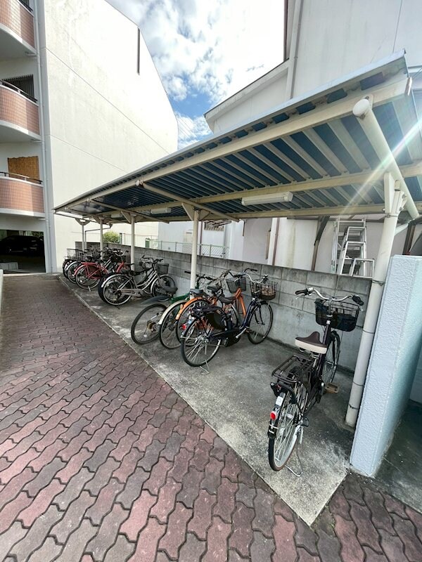 アデューウエダの物件内観写真